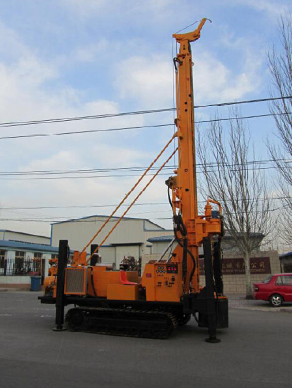 800A Top-driving full-hydraulic water well drill rig